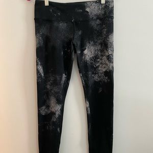 ALO leggings